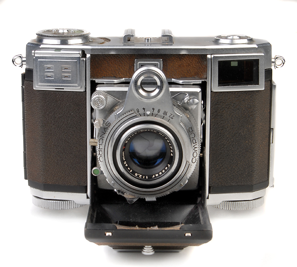 ZEISS IKON - CONTESSA   (in vendita)