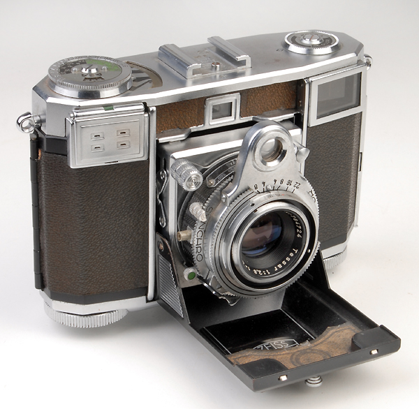 ZEISS IKON - CONTESSA   (in vendita)