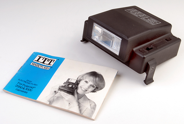Flash ITT per Polaroid 2000/4000   usato