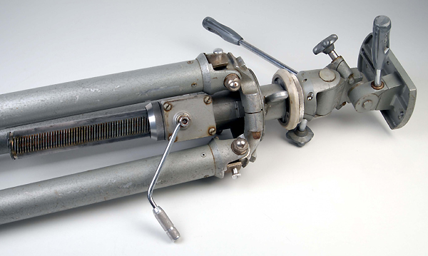 Treppiede GITZO con testa Gitzo n�3 - anni 70    (in vendita)