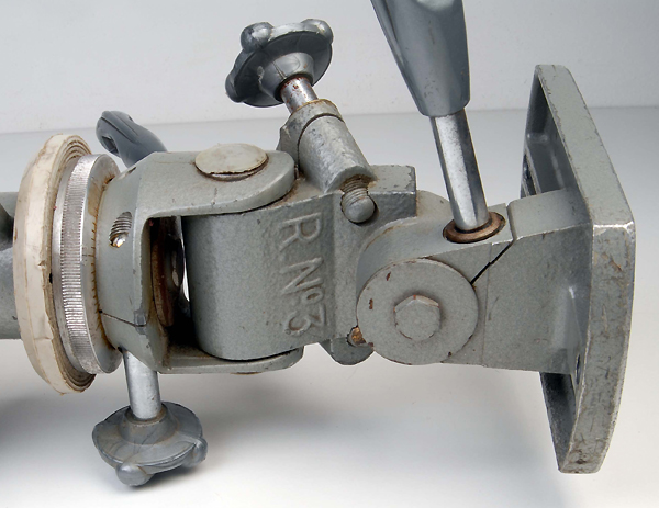 Treppiede GITZO con testa Gitzo n�3 - anni 70    (in vendita)