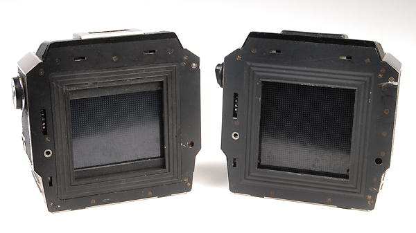 Zenza Bronica S2A - due magazzini/pezzi di ricambio    usato