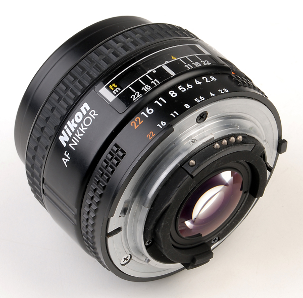NIKKOR AF 24mm f.2.8   usato 