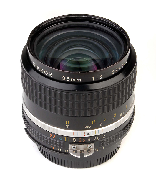 NIKKOR 35mm f.2 AI-S  (NIK42ep)  (in vendita)