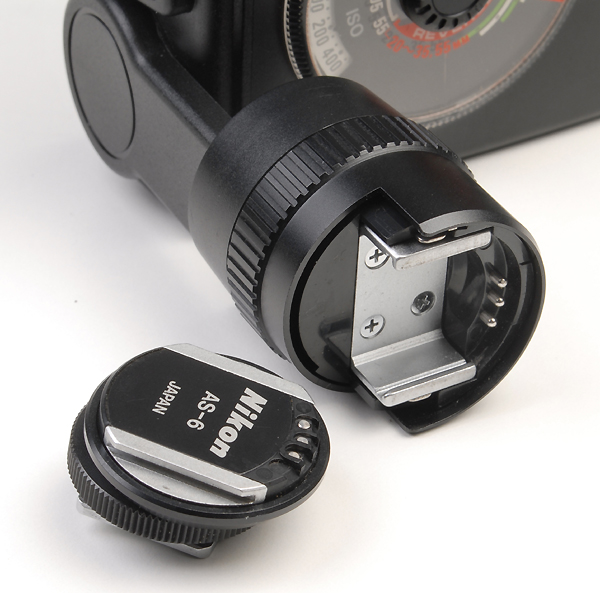 Flash NIKON SB-21  anulare per F3 (e fotocamere varie)(in vendita)
