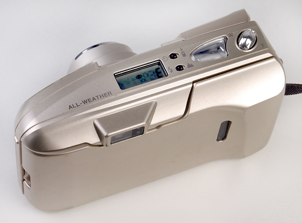 OLYMPUS MJU zoom 80 III -2004  