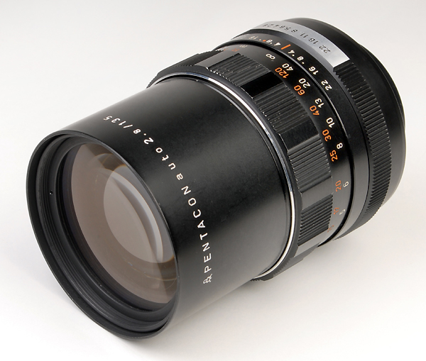 PENTACON  Auto 135mm f.2.8 - anni 70   (in vendita)