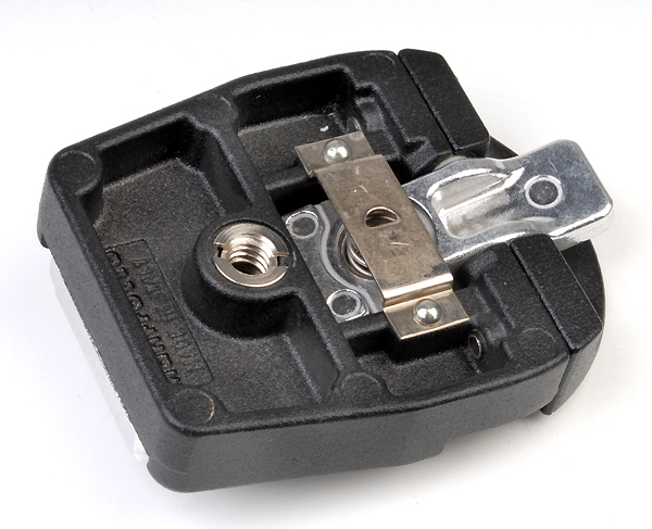 MANFROTTO art.384- piastra a sgancio rapido  - nuovo 
