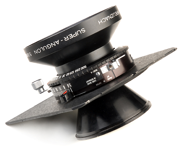 Schneider  SUPER ANGULON  65mm f.5,6 MC 
