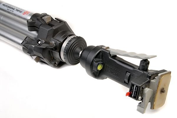 MANFROTTO art.055 + testa 222 Joistick   usato