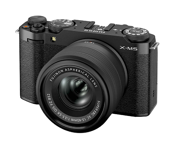 FUJI XM5 + 15/45mm XC   nuovo