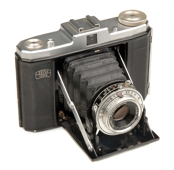 ZEISS IKON -NETTAR II  517/16 -  1951-1957