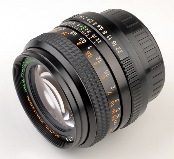 CHINON Auto 50mm f.1.4 MC  1975/1985  (in vendita)